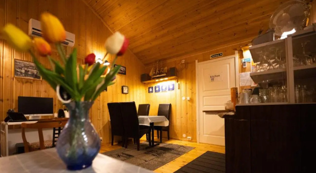 Bogen Hostel, Boek Hostel Evenes fulke nurlann