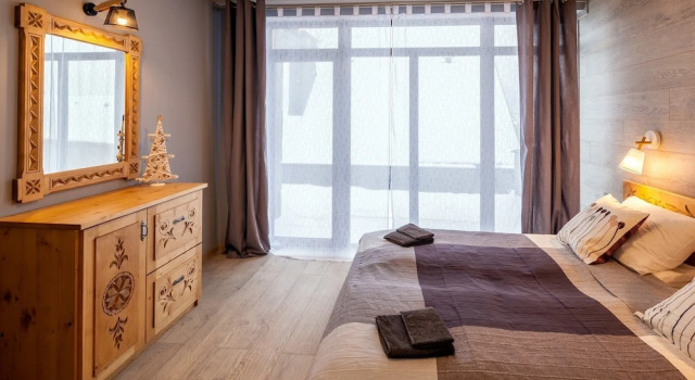 Коттедж Deluxe с 2 комнатами с видом на горы Domki Tatrzański Ogród Regional Houses Zakopane