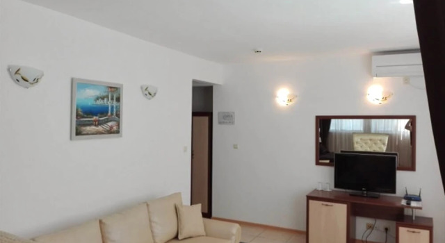 Hotel Korab Renesa