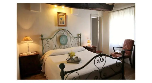 La Crespenia, Boek Villa Crespina Toscane