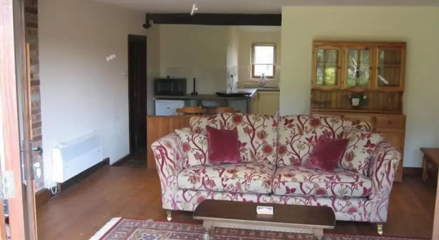 Oak Cottage, Varaa Lomakoti Mökit kohteessa Merseyside, Mökki