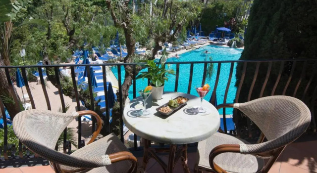 Двухместный номер Standard с видом на бассейн Hotel Floridiana Terme