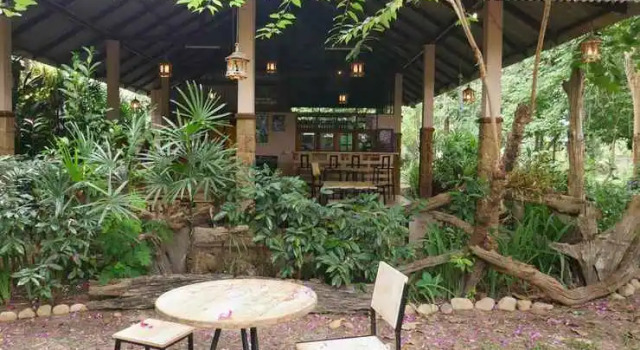 Microkosmos Guesthouse (Chiang Dao)