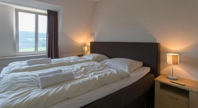 Hotel Drielanden, Забронировать Отель Отели Heuvelland с парковкой, Парковка