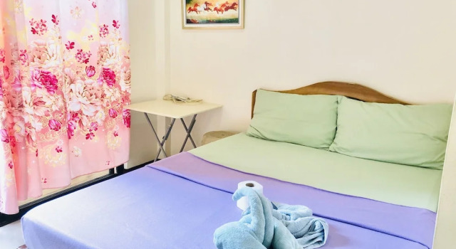 Lolo Bobs Bed And Breakfast, Book Bed and Breakfast Cheap Hotels in Palawan
