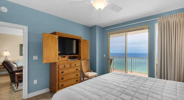 Treasure Island 605 - Two Bedroom Condo, Book Hotel Hoteller i Lower Grand Lagoon med parkering, Parkering