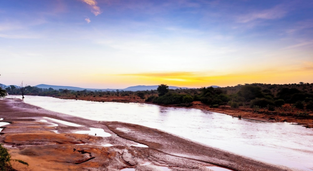Samburu Elephant Lodge, Buchen Sie Hotel Buffalo Springs National Reserve Isiolo