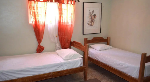 Hotel la Saladilla Beach Club, Boek Hotel Santa Cruz de Barahona Barahona
