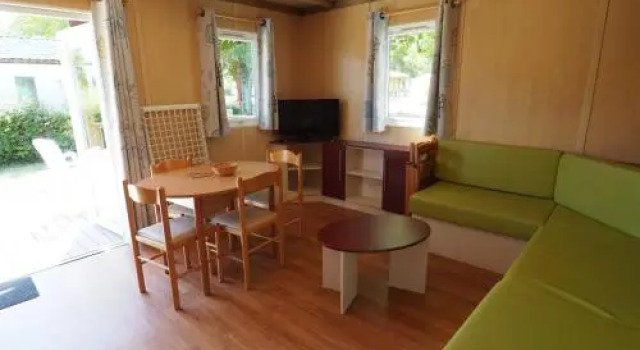 Camping Le Sorlut, Rezerwuj Pole kempingowe Cozes Charente-Maritime