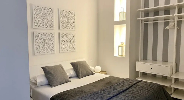 Fashion Elvira House 2, Забронировать Апартаменты/квартира Апартаменты Бергамо, рядом с Дворец совета, Апартаменты/квартира