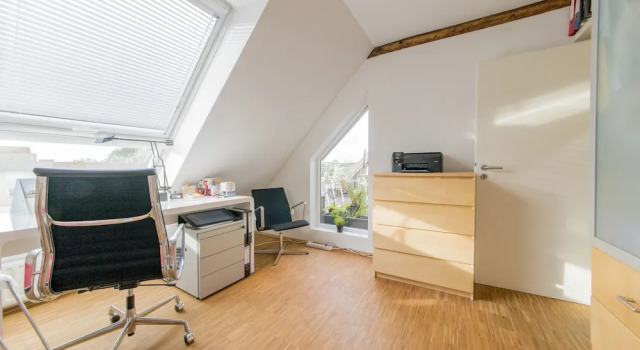 Private Room Geibelstraße, Забронировать Отель Ганновер Нижняя Саксония, рядом с Театр "Коммедиа Футура" на заводе "Айсфабрик"