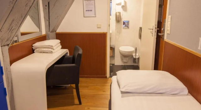 Трёхместный номер Standard Travel Hotel Amsterdam