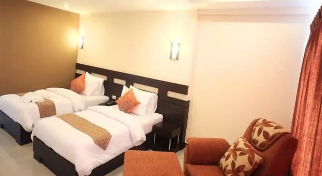 Двухместный номер Deluxe с балконом Hotel La Villa Khon Kaen