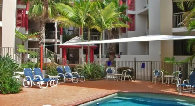 Апартаменты Burleigh on the Beach