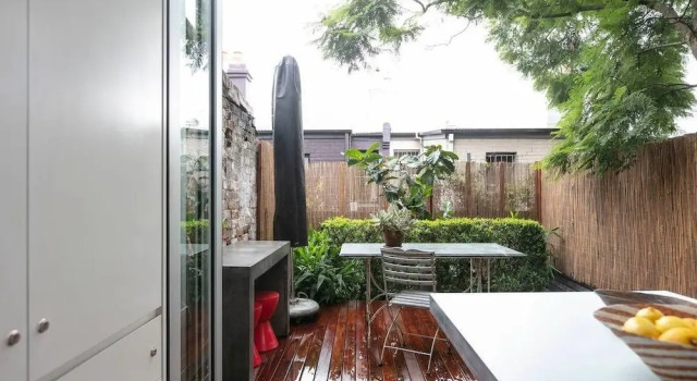 Коттедж European Elegance in Darlinghurst