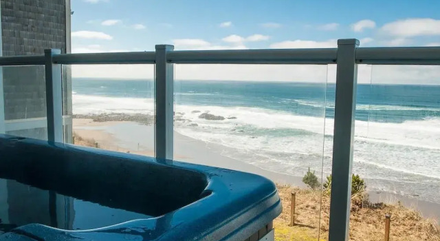 Номер Standard с 2 комнатами с балконом и с красивым видом из окна Keystone Vacation Rentals - Ocean Retreat Condo