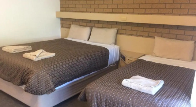 Двухместный номер Standard Ambassador Motor Inn