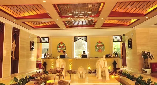 Zhongwang Hot Spring Hotel, Rezerwuj Hotel Hotele w Kunming z parkingiem, Parking