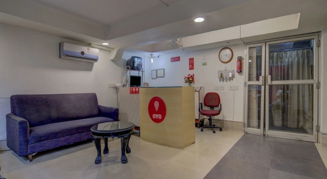 OYO 1084 Hotel Walson Inn, Забронировать Отель Баллигандж Калькутта