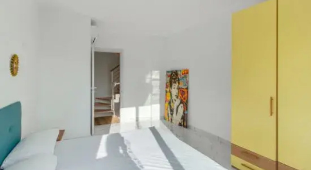 Апартаменты Elegant Apartment With Shared Pool