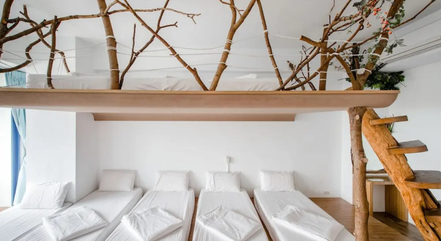 Standard- familie værelse med altan med havudsigt White Lighthouse B&B