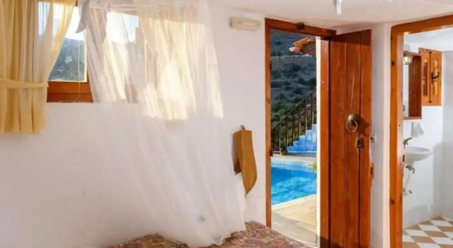 Elounda Monastiri Cretan sea View House With Pool