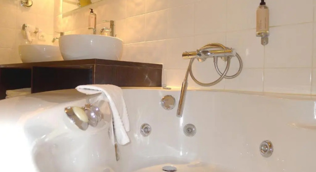 Люкс CitHotel des Messageries