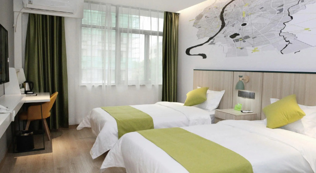 Vatica Hotel Anqing Wuyue Square Bo'ai Hospital, Rezerwuj Hotel Anqing Anhui
