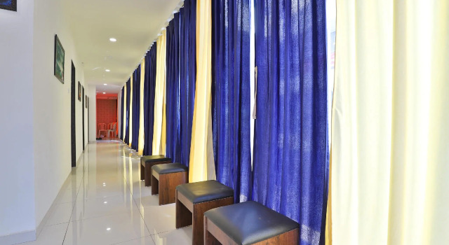 OYO 30540 Hotel Infinity, Rezerwuj Hotel Hotele w Gujarat ze śniadaniem, Śniadanie