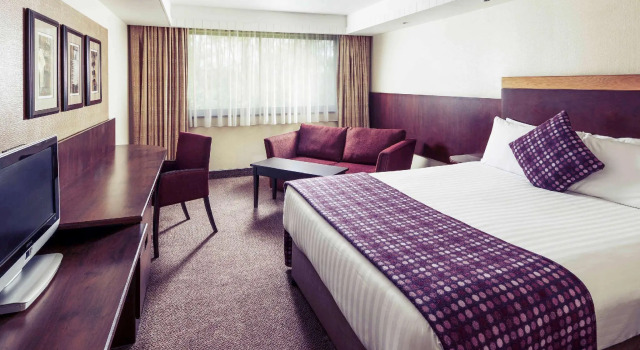 Семейный номер Classic Mercure Swansea Hotel