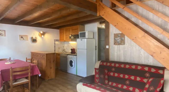 Le 103. Chalet 3 chambres. Terrasse. Parking. wifi., Rezervasyon Şale Pyrenees National Park otoparklı oteller, Otopark