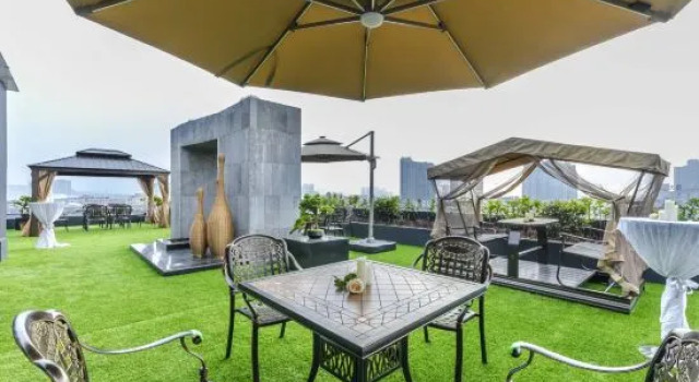 Dongyang Perfect·Elegant Residence Designer Hotel (Downtown Dongyang Branch), Prenota Hotel Hotel a Dongyang con piscina, Piscina