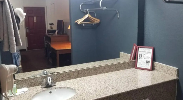 Апартаменты OSU 2 Queens WI-FI Hotel 237 Booking