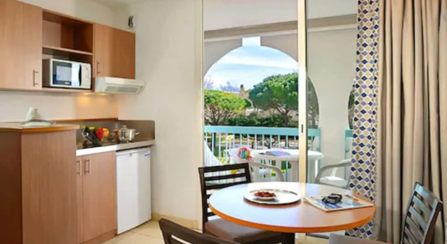 Трёхместная студия Residence Residéal La Grande Motte