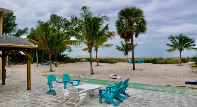 Коттедж The Molloy - A Boutique Beach Resort