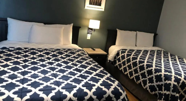 Двухместный номер Standard Jones Beach Hotel