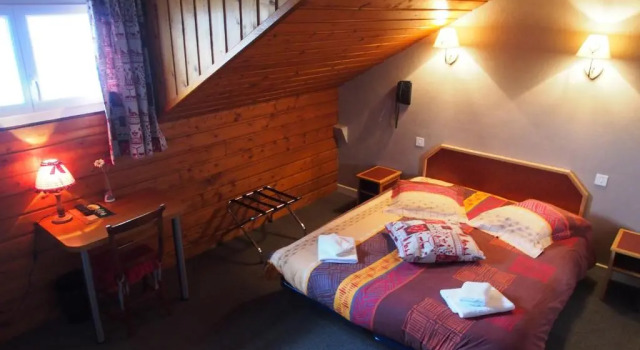 Номер Economy Hôtel de lAviation