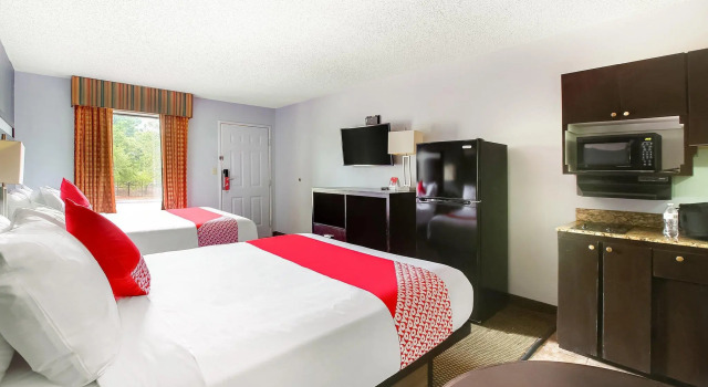 Четырёхместный номер Standard OYO Hotel Texarkana Trinity AR Hwy I-30