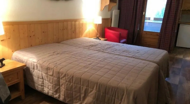 Appartement Brides-les-Bains, 1 pièce, 4 personnes - FR-1-512-171, Prenota Appartamento Hotel a Alvernia con parcheggio, Parcheggio