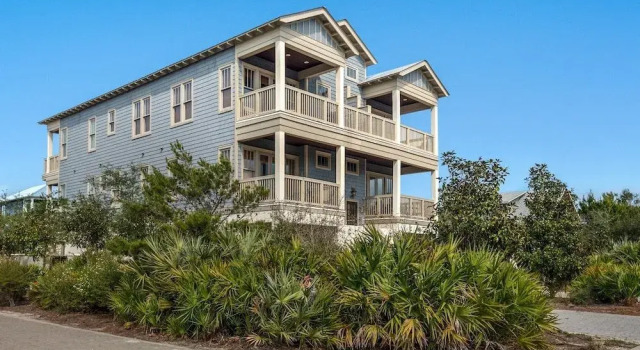 32 E Park Place Duplex #802