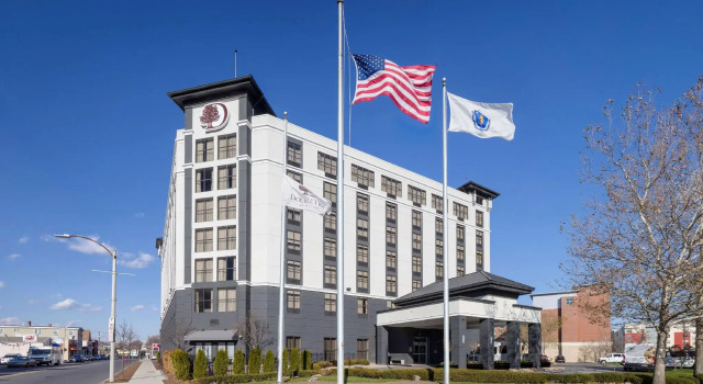 Doubletree By Hilton Boston Logan Airport Chelsea