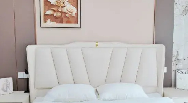 Люкс с 3 комнатами Huatong Hotel