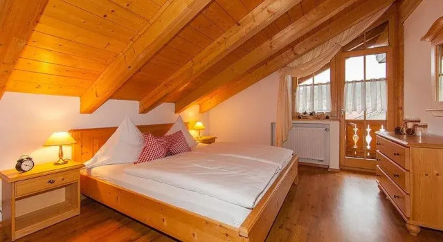 Antonia, Rezervasyon Otel Mittenwald Garmisch-Partenkirchen