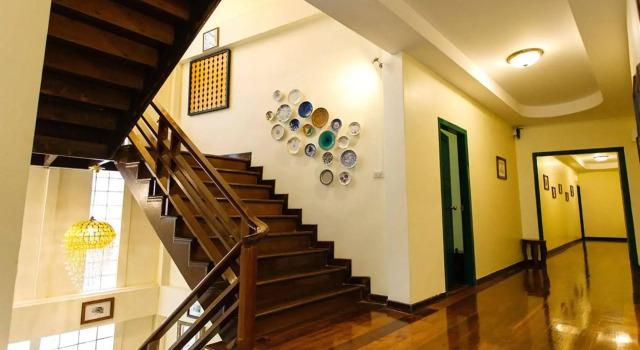 Srisomboon Hostel