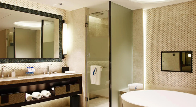 Люкс Deluxe Shenzhen Lavenna Resort