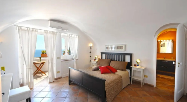 Вилла с 3 комнатами Casale Fralisa - Marvelous Terrace and hot tub With sea View