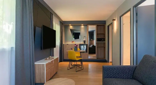 Люкс с 2 комнатами Mercure Montpellier Centre Antigone