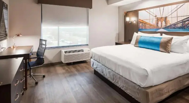 Номер Standard Hotel Manhattan, BW Signature Collection