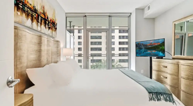 Апартаменты Luxury с 2 комнатами с балконом Global Luxury Suites Bethesda Chevy Chase