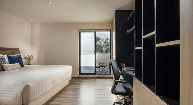 Двухместный номер Standard ROOM Hotel & Suites